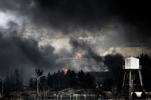 L’Iran qualifie les frappes sur ses dépôts pétroliers d’”écocide”