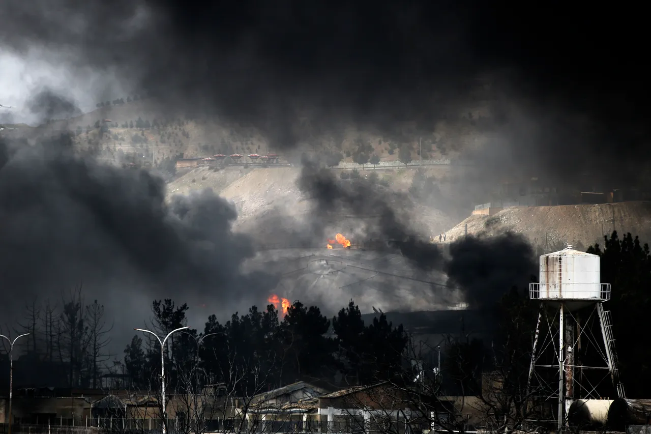 L’Iran qualifie les frappes sur ses dépôts pétroliers d’”écocide”
