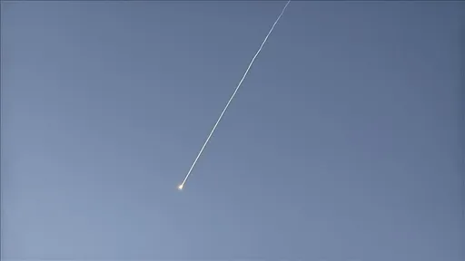 UAE tvrdi da je protivvazdušna odbrana presrela 6 balističkih raketa i 21 dron iz Irana