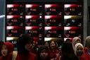 Saham Asia berfluktuasi akibat ketegangan Timur Tengah, Bursa Indonesia turun ke level terendah