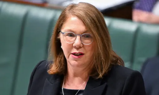 אוסטרליה: לא נשלח ספינות מלחמה למצר הורמוז למרות הלחץ האמריקאי