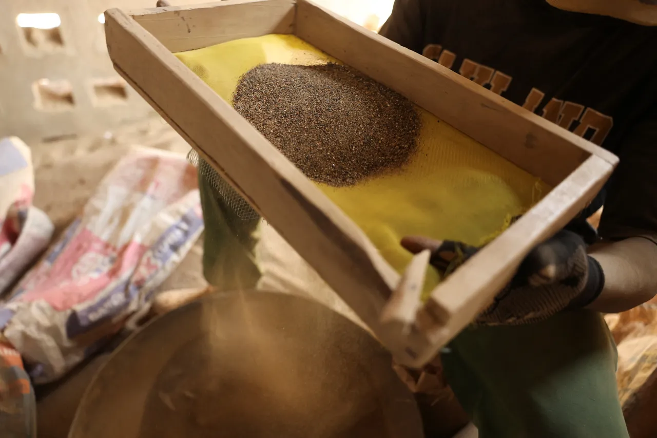 Nigeria don secure $3bn solid minerals investment inflow into di kontri
