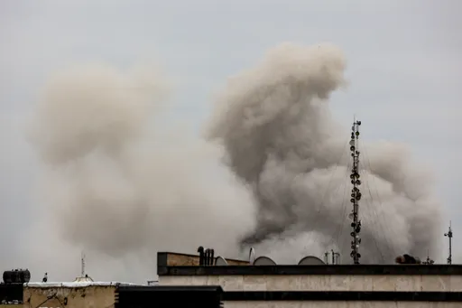 ישראל משיקה גל תקיפות אוויריות "בנרחב" על בירת איראן