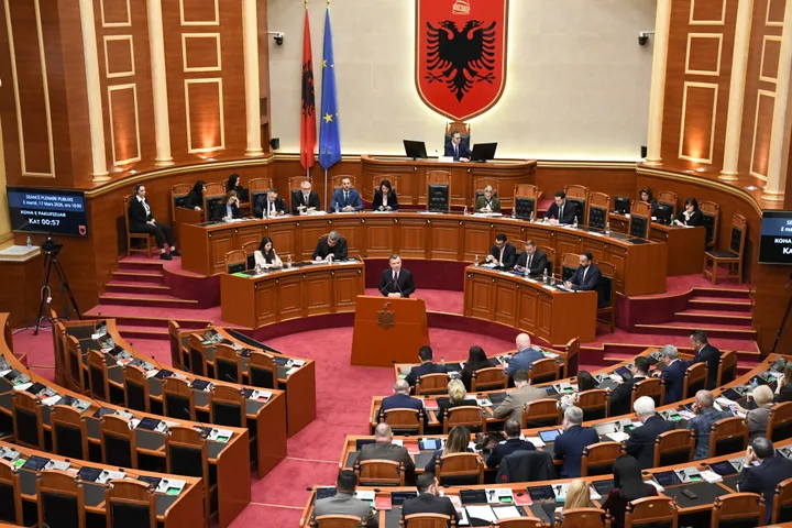 Kuvendi i Shqipërisë shpall Iranin "shtet sponsor të terrorizmit"