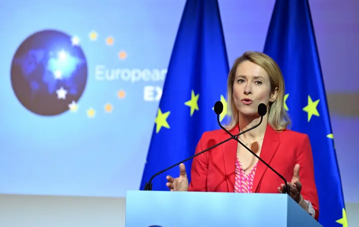 Kryediplomatja e BE-së, Kallas: Dezinformimi kërcënon demokracitë