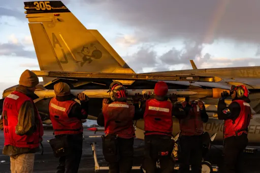 US aircraft carrier fire leaves over 600 sailors without beds amid the Iran war