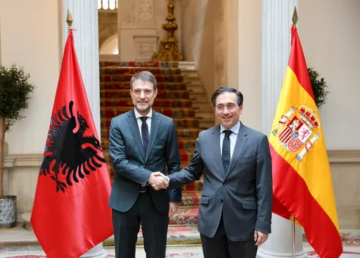 Ministri Hoxha në Spanjë: Ka potencial të pashfrytëzuar mes dy vendeve