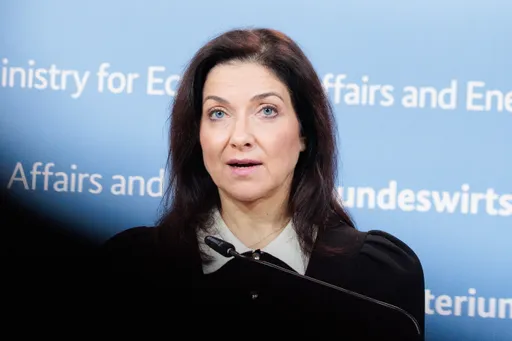 Reiche: Neue Regel für Tankstellen spätestens Anfang April