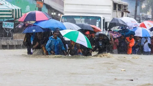 Men constitute a majority of 71 people killed by floods in Kenya, government says
