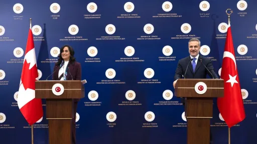 وزيرة خارجية كندا: تركيا تؤدي دوراً مهماً في احتواء صراع الشرق الأوسط