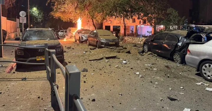 Двое погибших, сотни ранены в Израиле