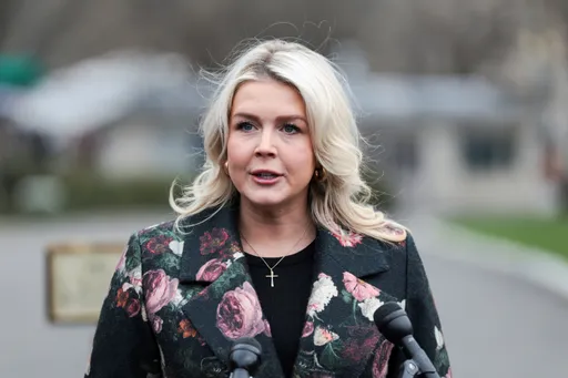 Белата куќа: Писмото на Џо Кент, во кое тврди дека Трамп е под странска контрола, е навредливо