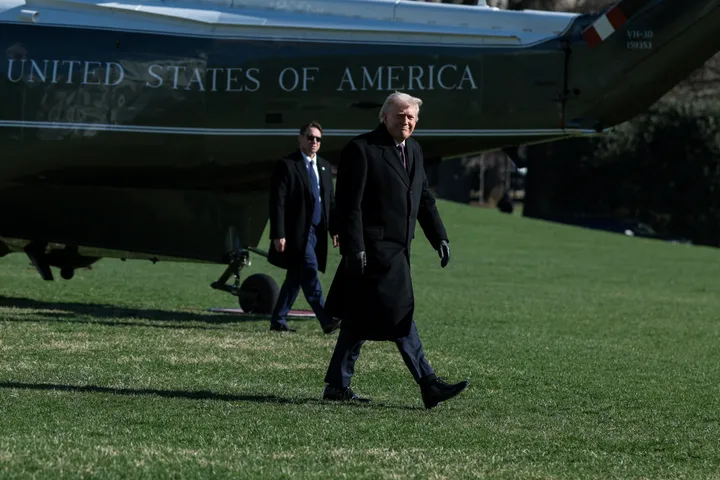 ایران د اسرائیلو لخوا ددې هیواد د ګازو او انرژۍ پر بڼسټیزو تاسیساتو بریدونه وغندل.