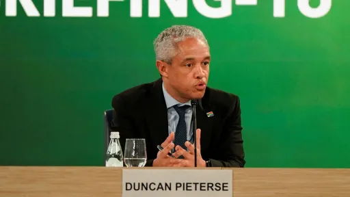 South Africa plays down oil shock risks, bets on commodities to steady debt path