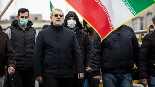 Frappé au cœur, l’Iran promet vengeance après la mort de son chef de la sécurité, Ali Larijani