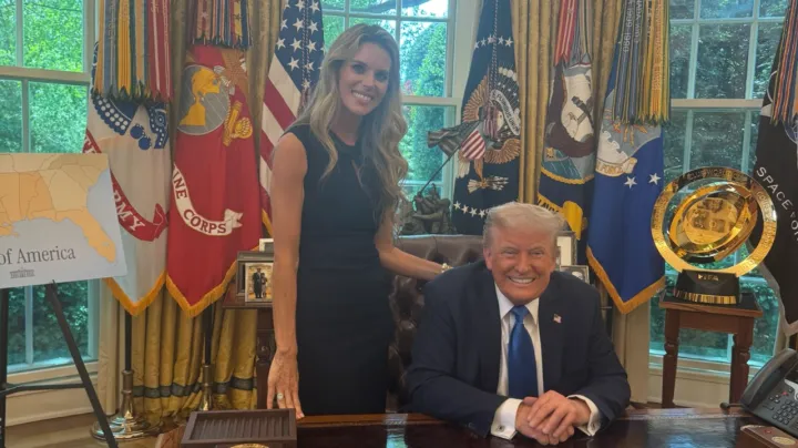 کری پریجان بولر: اسرائیل دولت آمریکا را اشغال کرده است