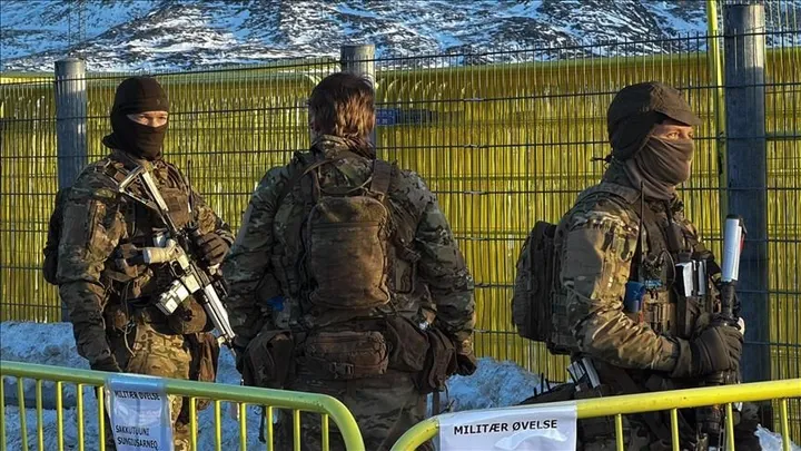 Ushtarët danezë të përgatitur për një "sulm të mundshëm" amerikan në Grenlandë