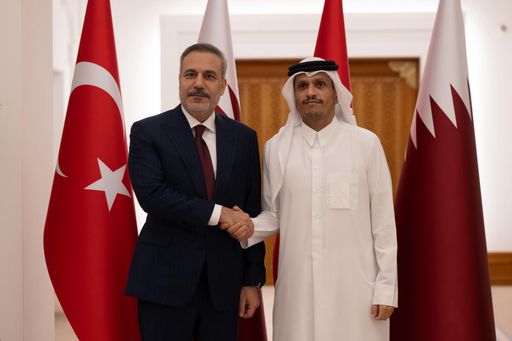 Ministri i Jashtëm Fidan  Türkiye dënon sulmet ndaj civilëve në Iran  mbështet Katarin