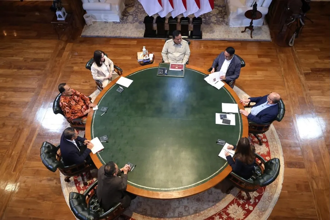 Presiden Prabowo gelar pertemuan dengan jurnalis dan pakar bahas kebijakan strategis
