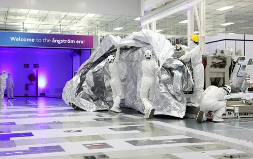 Belgische IMEC neemt zijn eerste EUV-systeem van ASML in ontvangst