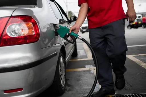 Дизелот поскапува за 3,5 денари, бензинот останува со истата цена