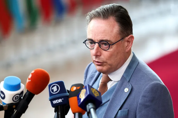 Вевер: Европа ќе биде во големи проблеми ако поскапувањето на енергијата стане структурно