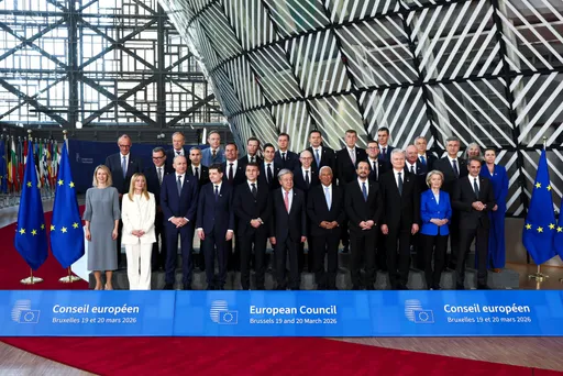 Лидерите на 25 земји-членки на ЕУ усвоија заклучоци за Украина, Орбан и Фицо не ги потпишаа