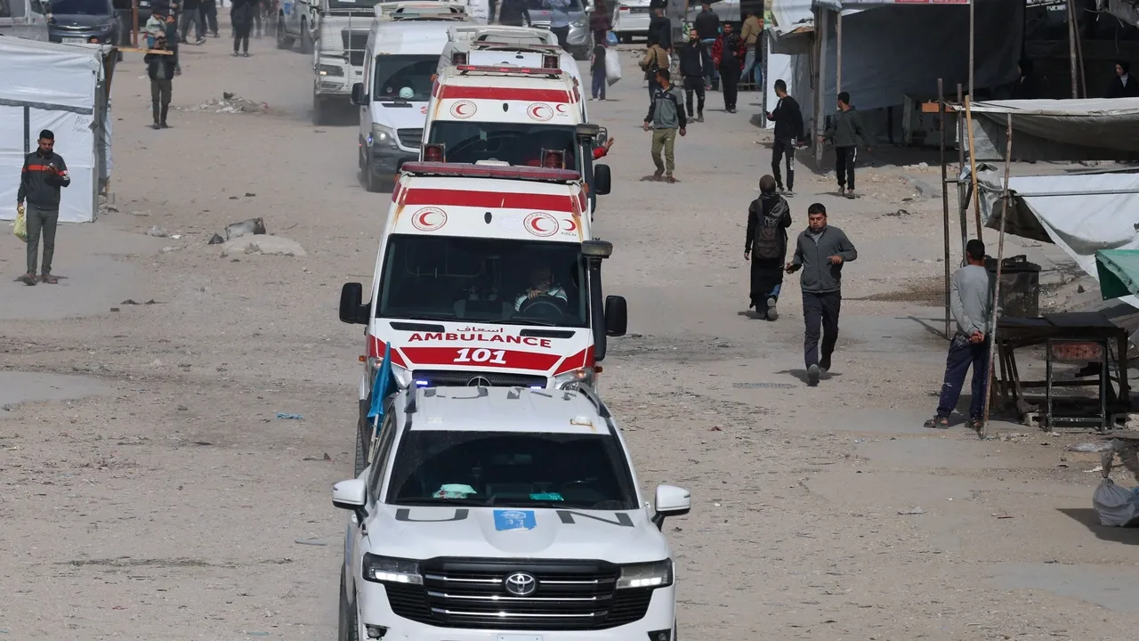 استشهاد 4 فلسطينيين بغزة عشية عيد الفطر.. ومرضى وجرحى يغادرون القطاع عبر معبر رفح