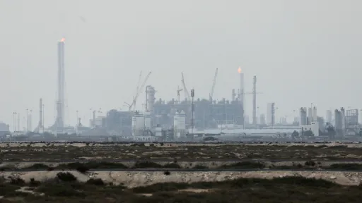 Иран ударил по катарскому СПГ