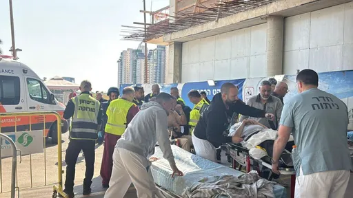 17 مصاباً في بئر السبع إثر قصف إيراني.. وتمديد إغلاق مطار بن غوريون الإسرائيلي حتى الجمعة