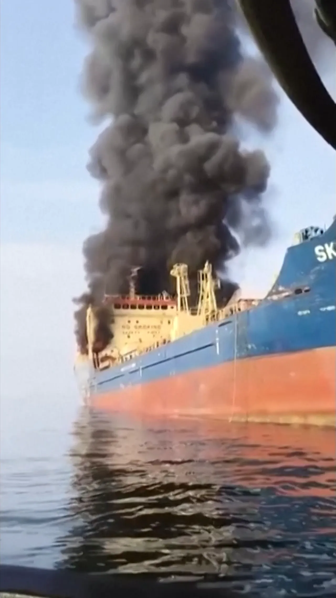 Iran serang kapal tanker minyak karena upaya “ilegal” untuk menyeberangi Selat Hormuz