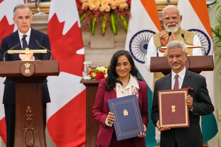 कनाडा और भारत ने दुर्लभ पृथ्वी धातुओं और यूरेनियम पर समझौते किए