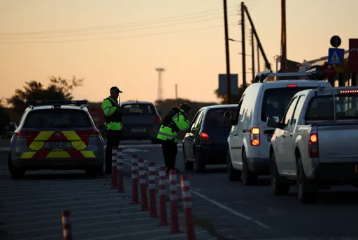 ドローン攻撃、キプロス島の英国空軍アクロティリ基地を直撃