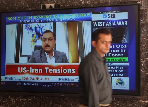 मार्च में भारत के निर्यात में 7% से ज्यादा गिरावट, ईरान युद्ध और अमेरिकी टैरिफ का असर