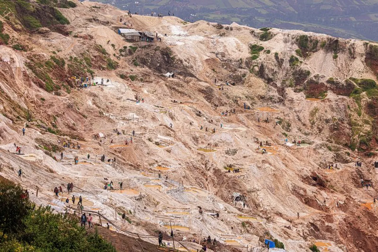 Landslide kills over 200 people at DRC's Rubaya mine