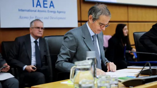 МАГАТЭ предупреждает о риске эвакуации городов по всему Ближнему Востоку