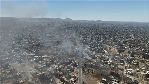 Izraeli godet objektiva ushtarake në Siri