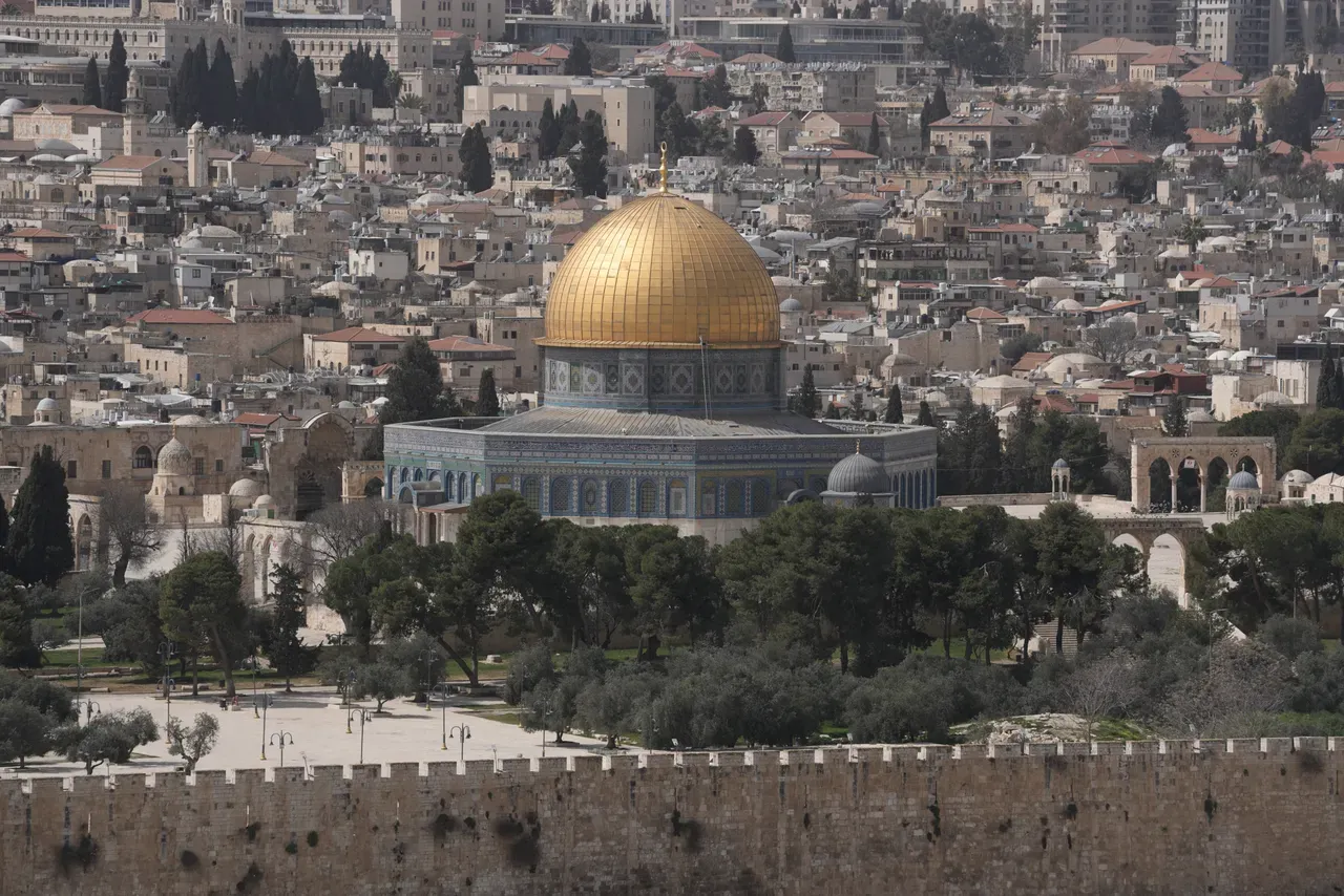Aïd-al-Fitr: Israël interdit les prières à Al-Aqsa “pour des raisons de sécurité”