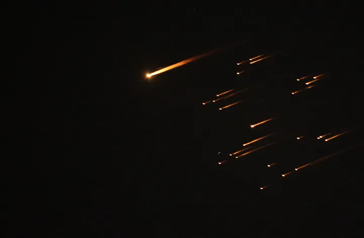 شلیک موج پنجم موشکهای ایران به اسرائیل؛ فعال شدن آژیر خطر در چند شهر