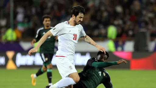 Экс-футболиста сборной Ирана могут лишить имущества