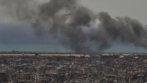 20 قتيلاً و57 جريحاً بغارات للاحتلال على لبنان وسفير واشنطن يشكك بوقف الحرب ويدعو للتفاوض