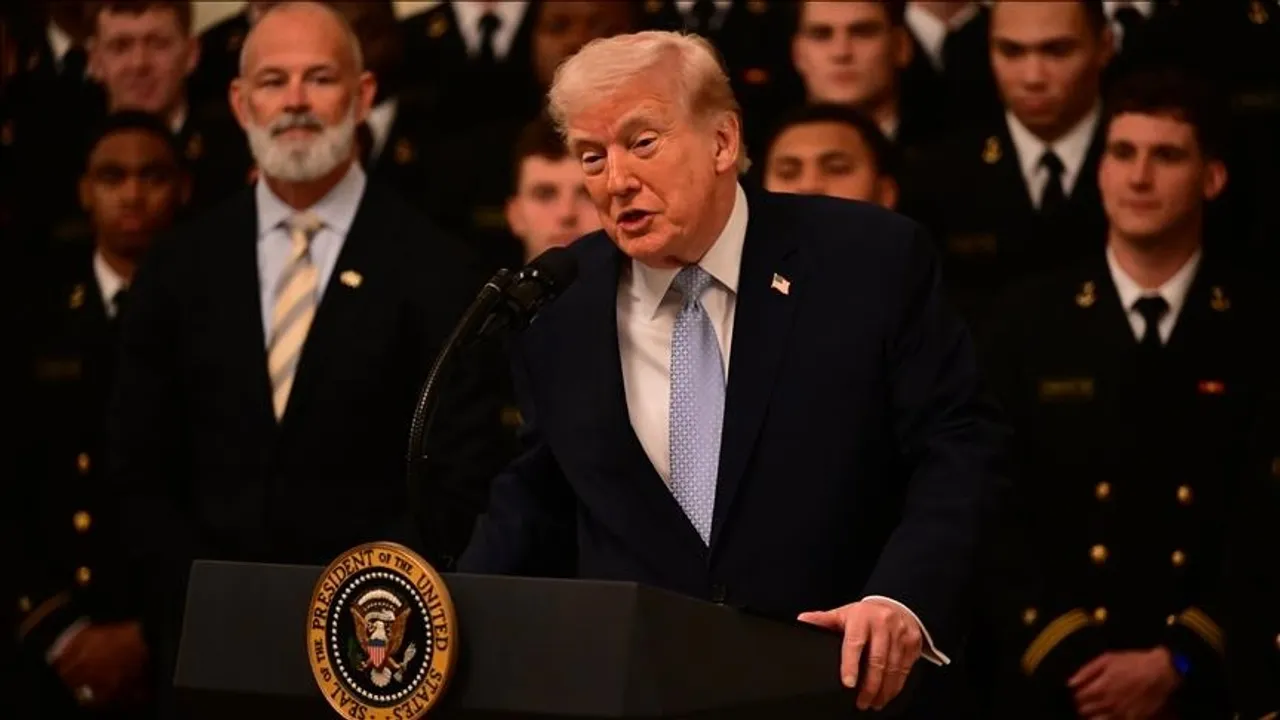 ټرمپ: امریکا په ایران کې د پوځي عملیاتو د 'پای ته رسولو' په اړه فکر کوي