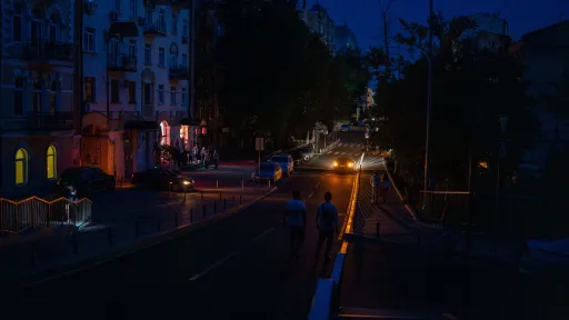 Ресей Украинаның Чернигов қаласын толықтай жарықсыз қалдырды