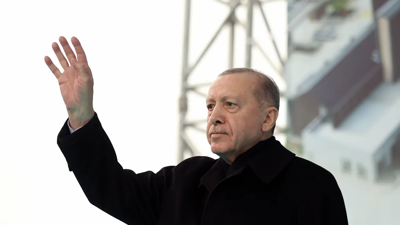 Президент Эрдоган поздравил с Наврузом