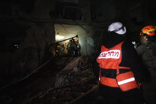 زخمی شدن بیش از ۱۰۰ نفر در پی حملات موشکی ایران به جنوب اسرائیل