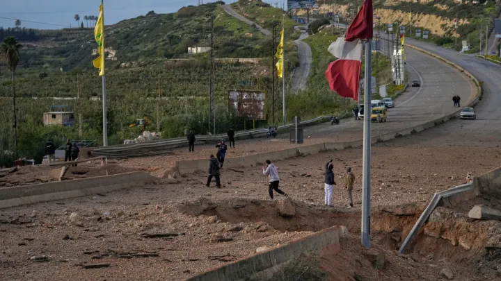 حزب الله يعلن 46 هجوماً ضد الاحتلال.. وتل أبيب تتوعد بتوسيع العمليات في لبنان