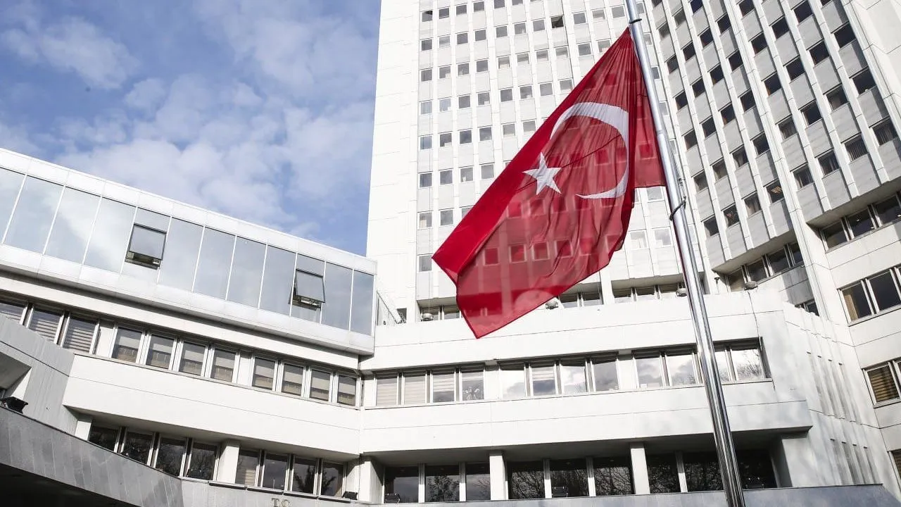 Törkiyä Yordannıñ basıp alınğan Könbatış üzänlegendä İzrail kilep urnaşuçıları terrorın tänqıytläde