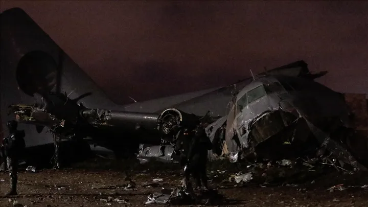 Srušio se avion kolumbijskih zračnih snaga sa blizu 100 vojnika