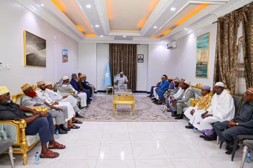 Gud Golaha Shacabka oo la kulmay odayaasha dhaqanka Koonfur Galbeed kalana hadlay caqabadaha gobolka