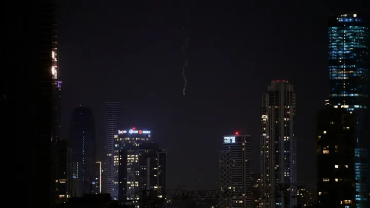 Иранские ракеты вызвали разрушения в Израиле